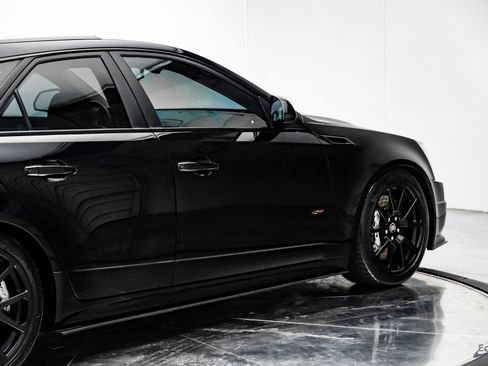 Used 2013 Cadillac CTS V image 15