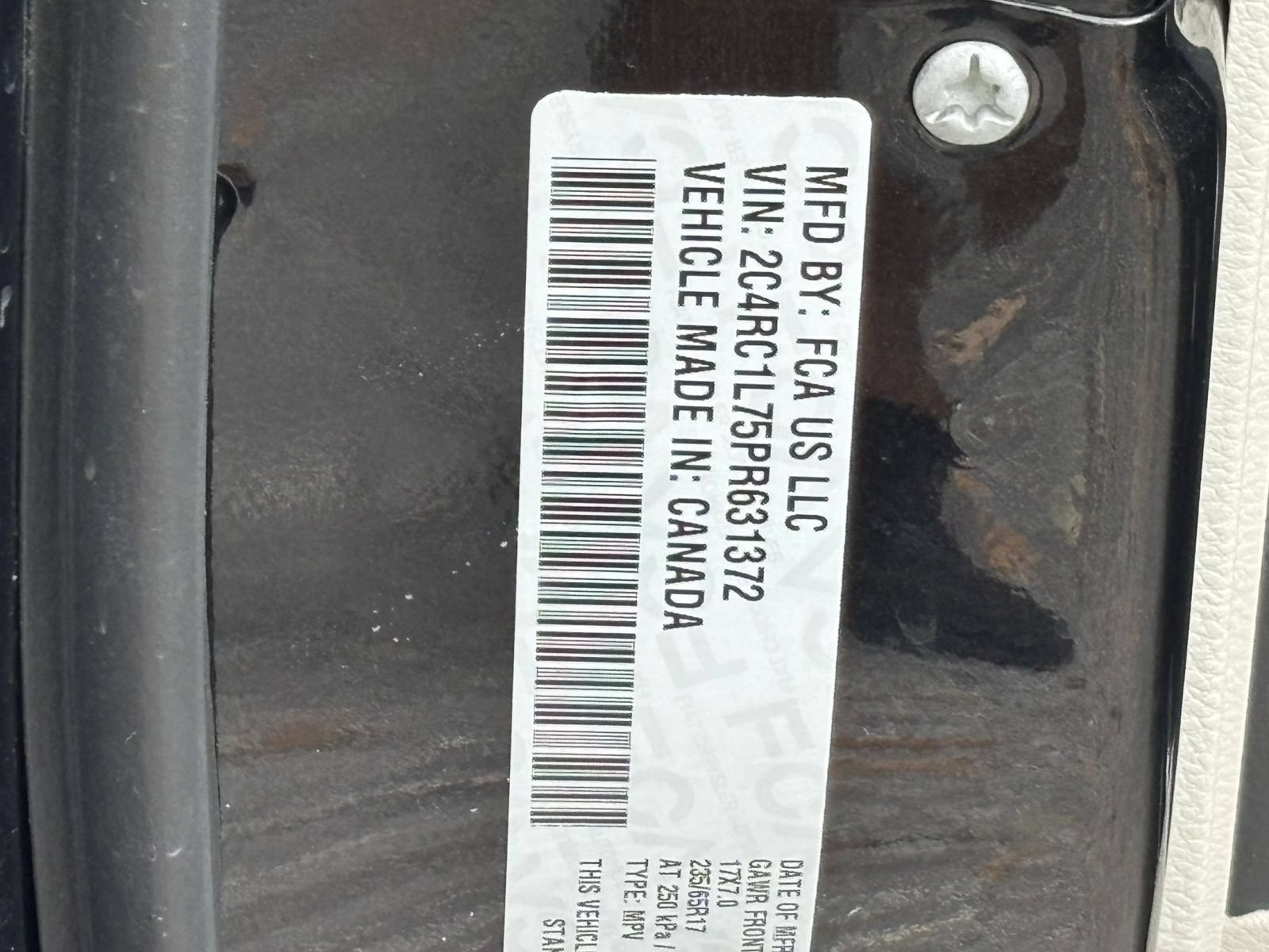 Used 2023 Chrysler Pacifica Touring-L FWD image 12