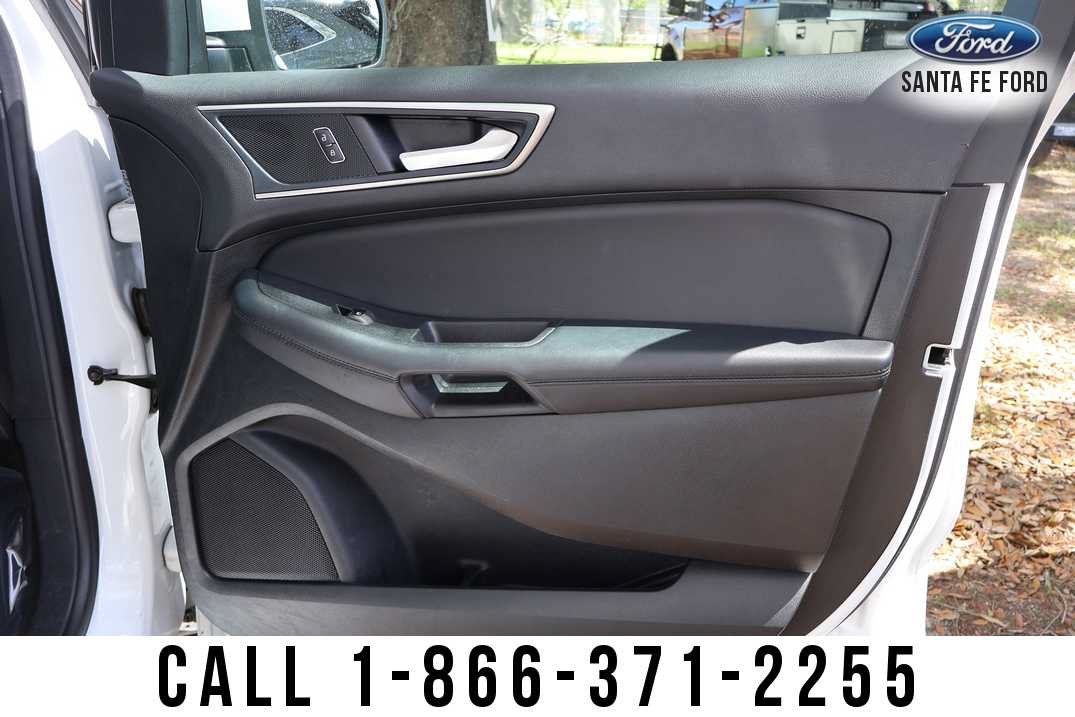 Used 2024 Ford Edge SEL AWD/4WD image 25