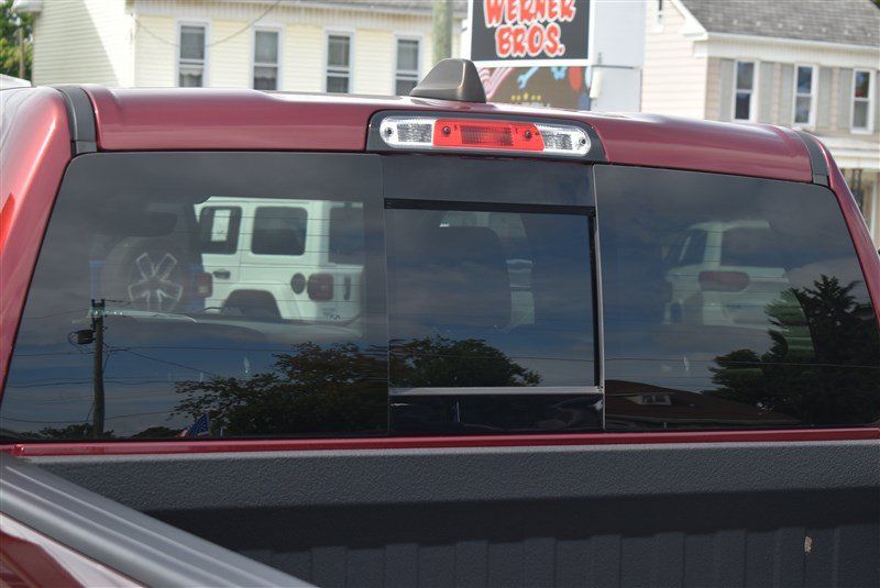 Used 2022 RAM 1500 Big Horn AWD/4WD image 10