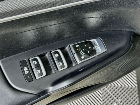 Certified 2025 Kia K5 LXS FWD image 17