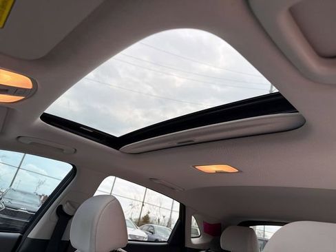 Used 2023 Hyundai Kona SEL w/ Convenience Package image 18