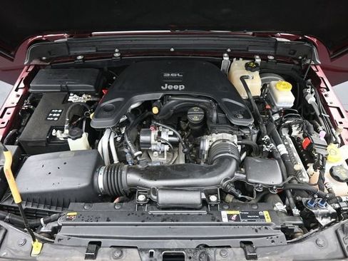 Used 2021 Jeep Wrangler Unlimited Sport image 22