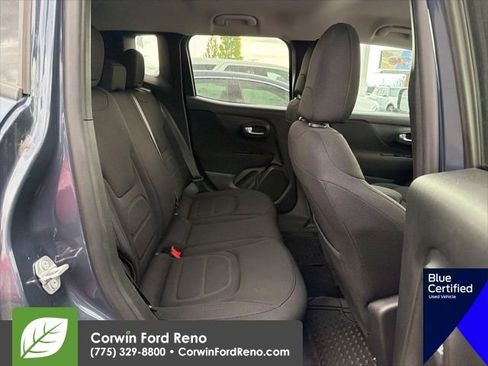 Used 2019 Jeep Renegade Latitude AWD/4WD image 13