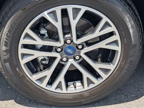 Used 2020 Ford Escape SEL FWD image 22