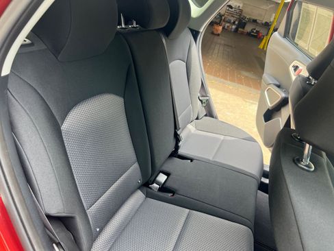 Used 2025 Kia Soul LX w/ LX Technology Package image 33