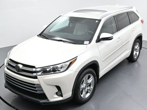 Used 2017 Toyota Highlander Limited w/ Protection Package #3 AWD/4WD image 48