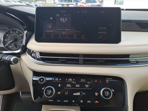 Used 2024 INFINITI QX60 Pure image 10