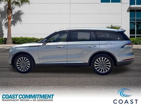 Used 2023 Lincoln Aviator Reserve w/ Equipment Group 201A AWD/4WD image 9