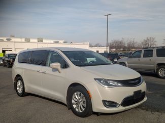 Used 2019 Chrysler Pacifica Touring Plus video 2