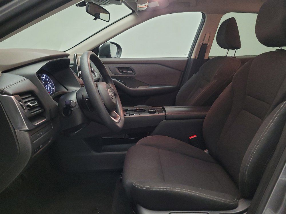 Used 2023 Nissan Rogue S AWD/4WD image 17