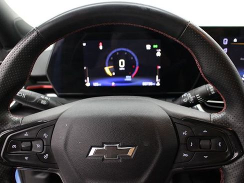 Used 2024 Chevrolet Trax RS w/ Driver Confidence Package FWD image 15