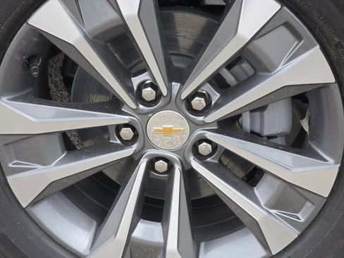 New 2026 Chevrolet Equinox LT FWD image 10
