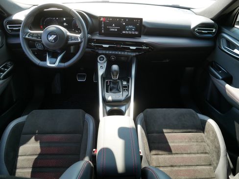Used 2024 Dodge Hornet GT AWD/4WD image 10