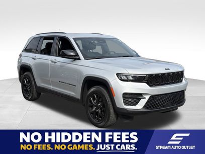 Used 2024 Jeep Grand Cherokee Altitude