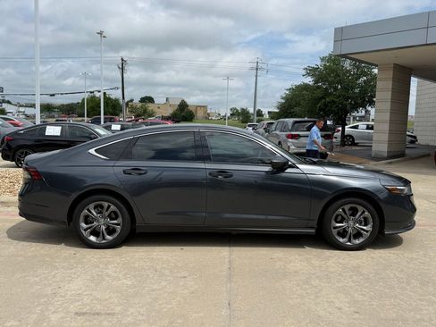 Used 2024 Honda Accord EX image 6