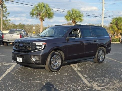 Certified 2025 Ford Expedition Max Active image 12