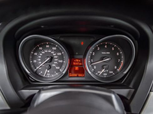 Used 2011 BMW Z4 sDrive35i RWD image 24