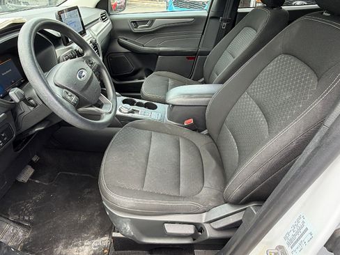 Used 2025 Ford Escape Active AWD/4WD image 15