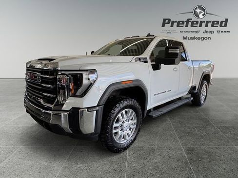 Used 2024 GMC Sierra 2500 SLE AWD/4WD image 10
