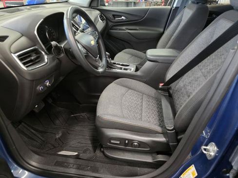 Used 2024 Chevrolet Equinox LT AWD/4WD image 9