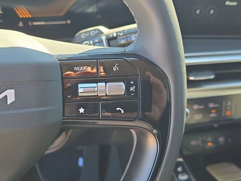 New 2026 Kia Sorento S w/ S Panoramic Sunroof Package image 35