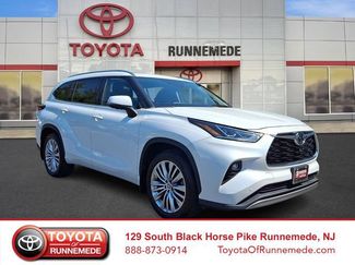 Used 2023 Toyota Highlander Platinum AWD/4WD video 1
