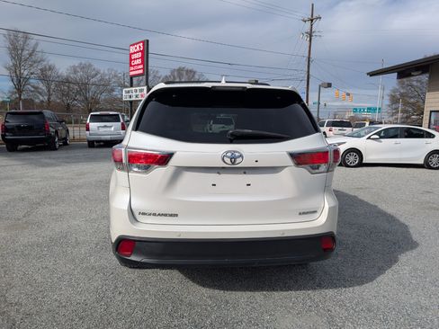 Used 2015 Toyota Highlander Limited image 8