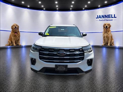 New 2026 Ford Explorer Active w/ Active Comfort Package AWD/4WD image 2