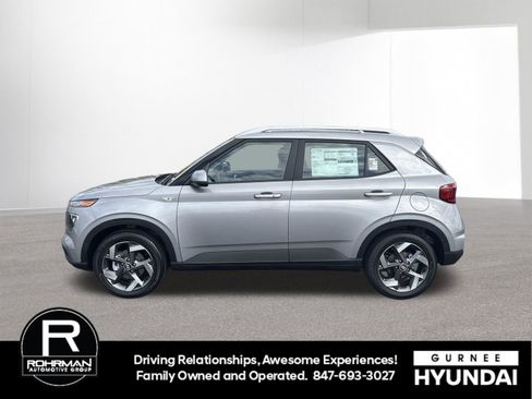 New 2026 Hyundai Venue SEL FWD image 5