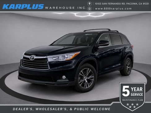 Used 2016 Toyota Highlander XLE FWD image 1