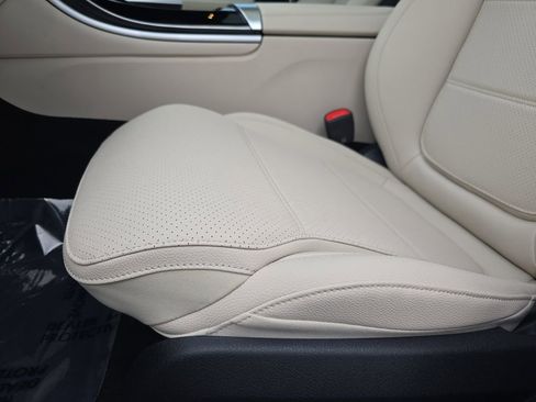 New 2025 Mercedes-Benz C 300 Sedan image 28