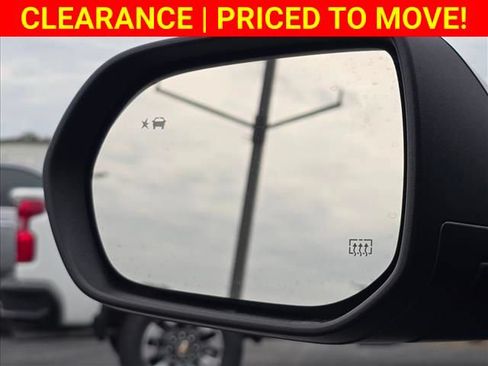 New 2026 Chevrolet Equinox LT w/ Convenience Package II AWD/4WD image 27