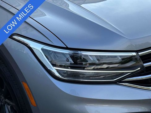 Used 2024 Volkswagen Tiguan SE image 10