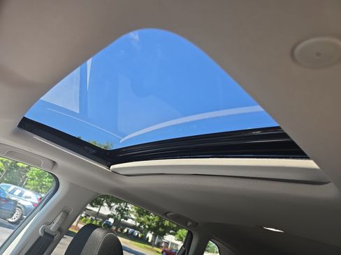 Used 2025 Honda CR-V EX image 28