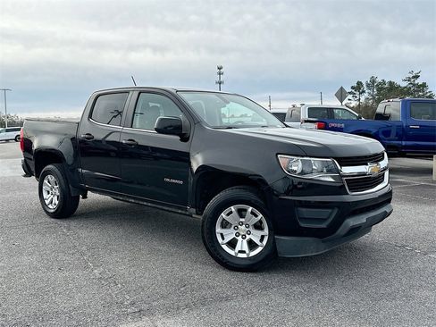 Used 2020 Chevrolet Colorado LT image 1