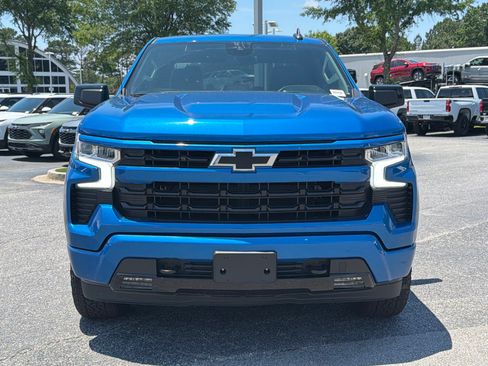 Used 2023 Chevrolet Silverado 1500 RST w/ Z71 Off-Road Package AWD/4WD image 6