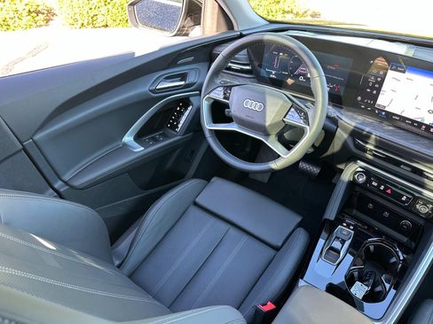 New 2025 Audi Q5 Premium Plus AWD/4WD image 29