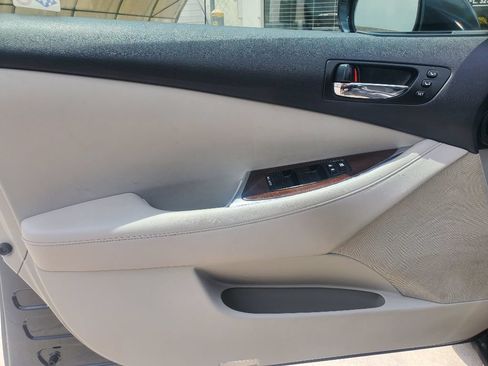 Used 2011 Lexus ES 350 FWD image 13