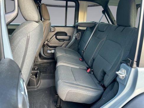 Used 2024 Jeep Wrangler Unlimited Sport AWD/4WD image 24
