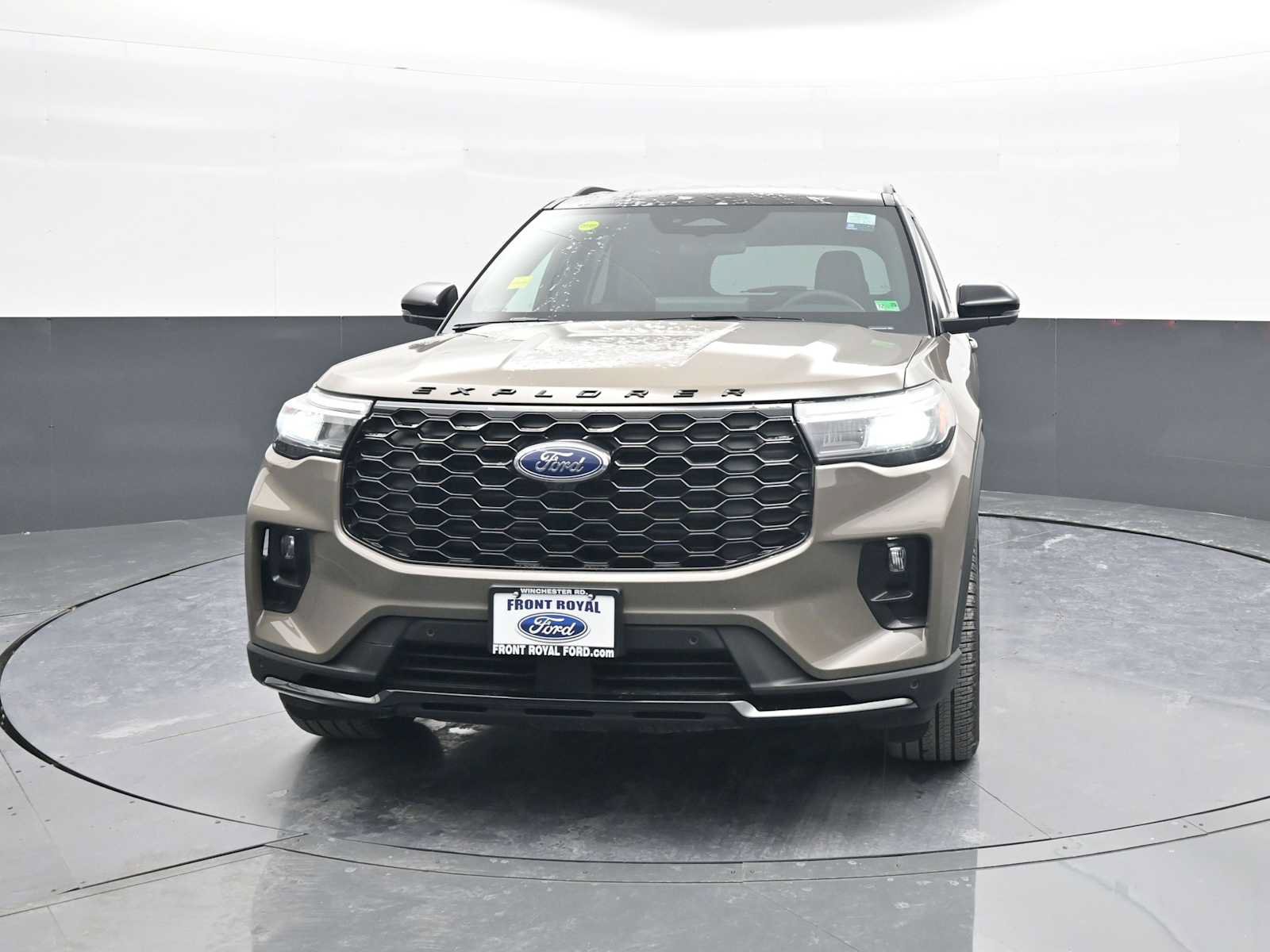 New 2026 Ford Explorer ST-Line w/ ST-Line Street Pack AWD/4WD image 3