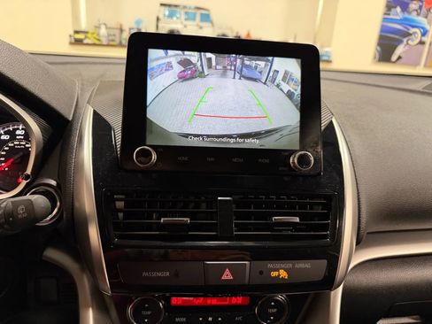 Used 2023 Mitsubishi Eclipse Cross SE image 47