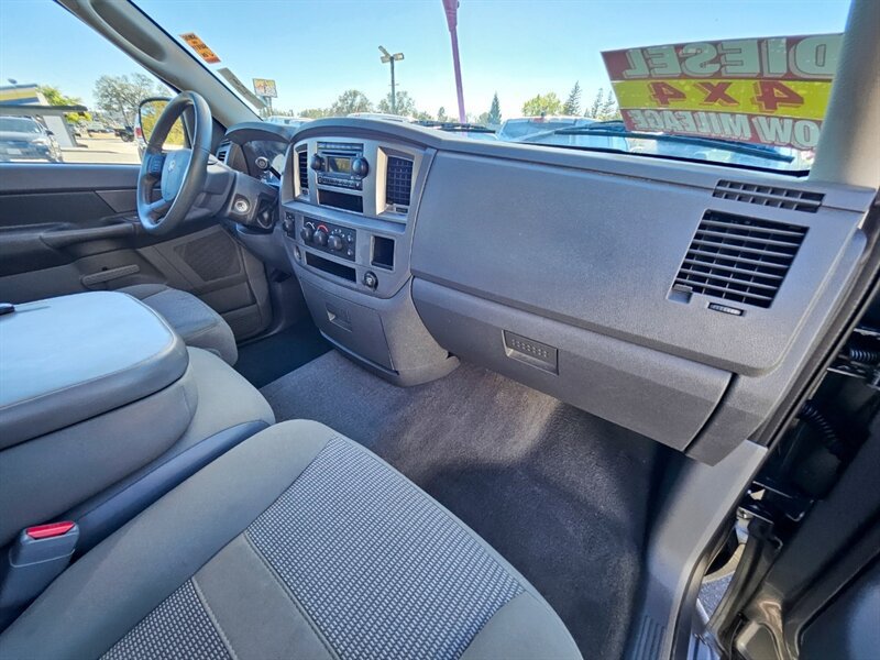 Used 2006 Dodge Ram 2500 Truck SLT AWD/4WD image 18
