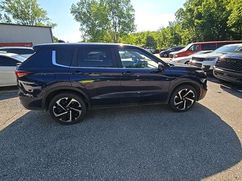 Used 2024 Mitsubishi Outlander SE FWD image 9