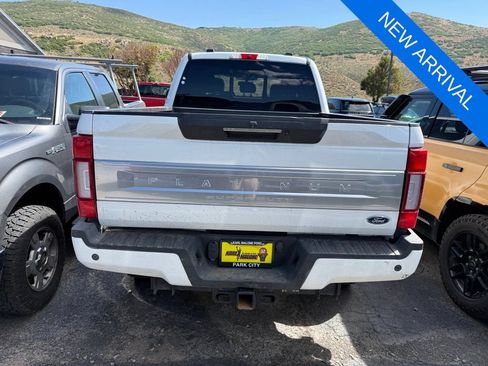 Used 2022 Ford F350 Platinum w/ Tremor Off-Road Package AWD/4WD image 5