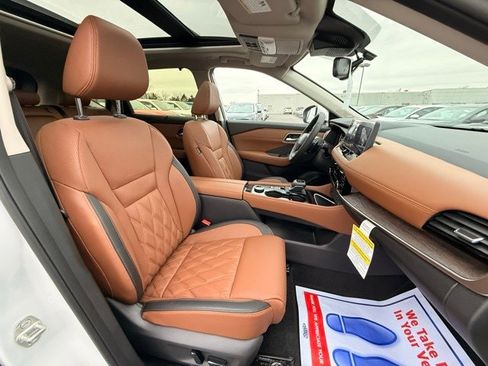 New 2026 Nissan Rogue Platinum w/ Platinum Premium Package image 19