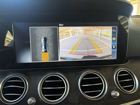Used 2017 Mercedes-Benz GLS 450 4MATIC image 36