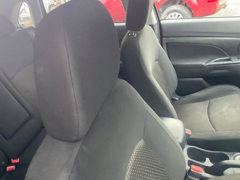 Used 2016 Mitsubishi Outlander Sport SE image 30