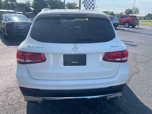Used 2018 Mercedes-Benz GLC 300 4MATIC image 7