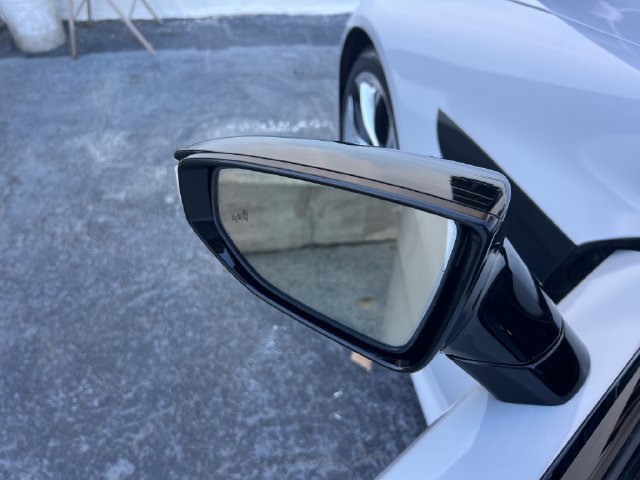 Used 2018 Lexus LC 500 Coupe w/ Touring Package RWD image 12